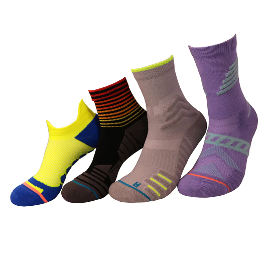 Pourquoi les chaussettes d'alpinisme anti-odeurs sont-elles devenues le nouveau favori des amateurs d'alpinisme?